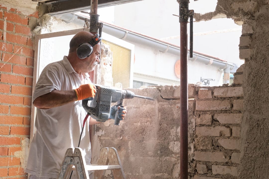 démolition de construction à la Seyne-sur-Mer