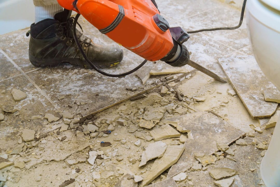 démolition de construction à la Seyne-sur-Mer